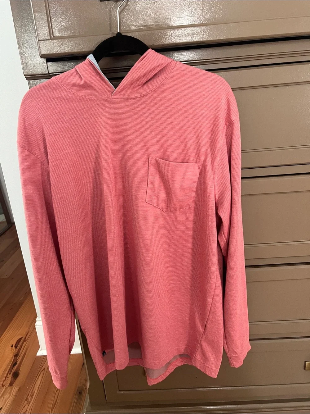 Johnnie-O Lightweight Hooded Performance Shirt – Size XL - Picture 4 of 5